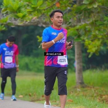 Runner Photo 8108134