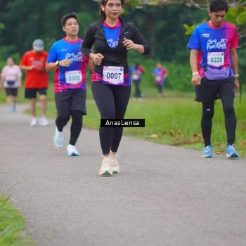 Runner Photo 8108146