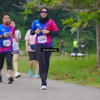 Runner Photo 8108230