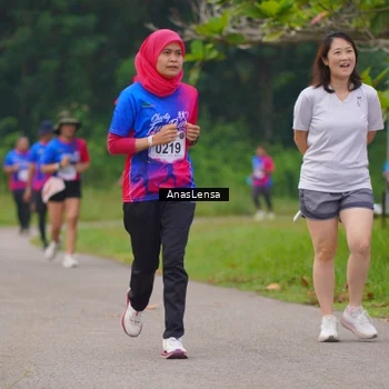 Runner Photo 8108246