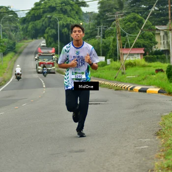 Runner Photo 8108276