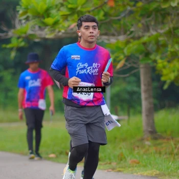 Runner Photo 8108363