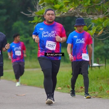 Runner Photo 8108379