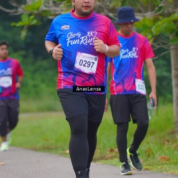 Runner Photo 8108396