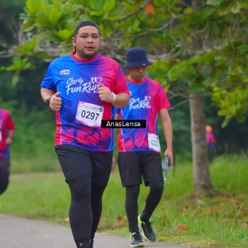 Runner Photo 8108397