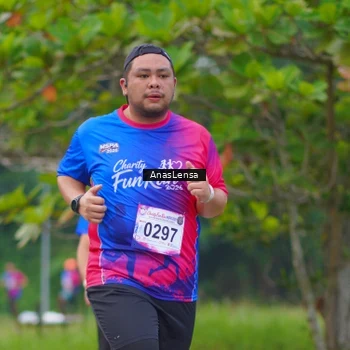 Runner Photo 8108402