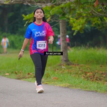 Runner Photo 8108806
