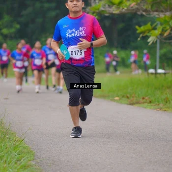 Runner Photo 8108835
