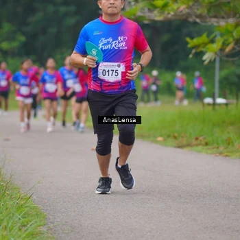 Runner Photo 8108843