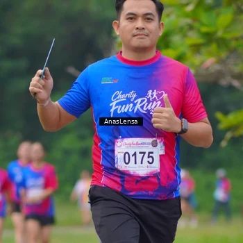Runner Photo 8108849