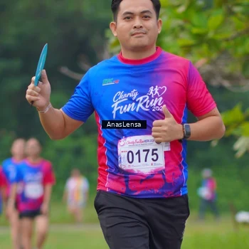 Runner Photo 8108921