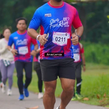 Runner Photo 8109006