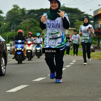 Runner Photo 8110011