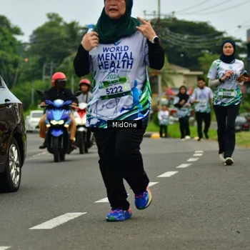 Runner Photo 8110013