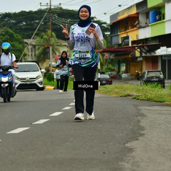 Runner Photo 8110018