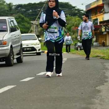 Runner Photo 8110025