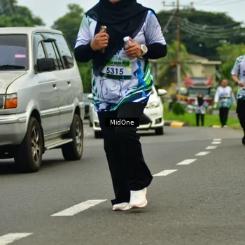 Runner Photo 8110031