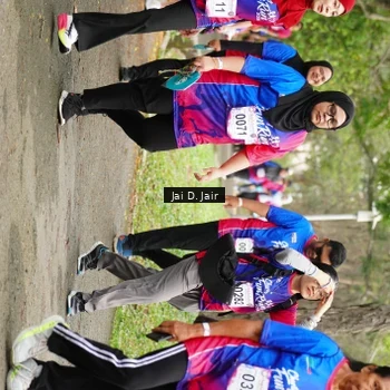Runner Photo 8110111