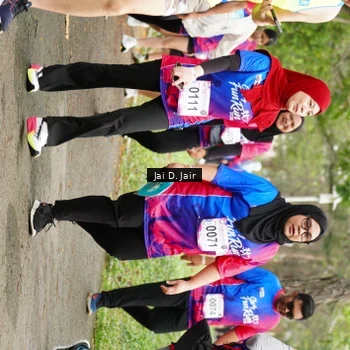 Runner Photo 8110117