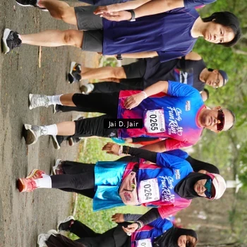 Runner Photo 8110235