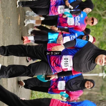 Runner Photo 8110242