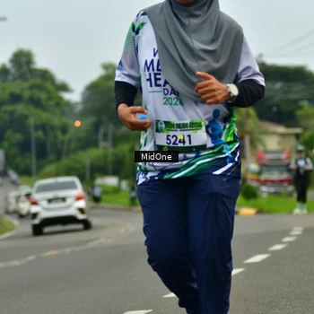 Runner Photo 8110258