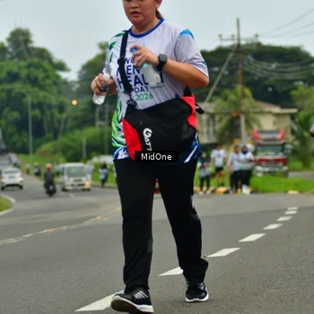 Runner Photo 8110259