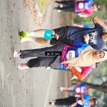 Runner Photo 8110416