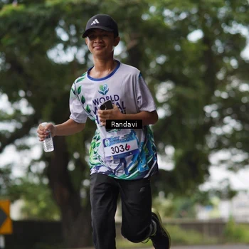 Runner Photo 8110577