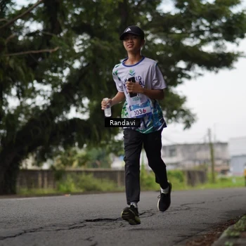 Runner Photo 8110584