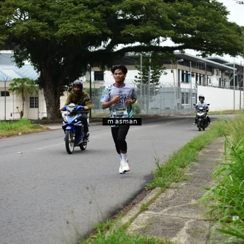 Runner Photo 8110632