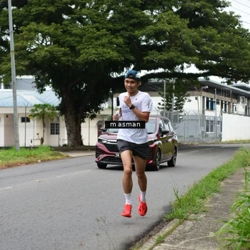 Runner Photo 8110637