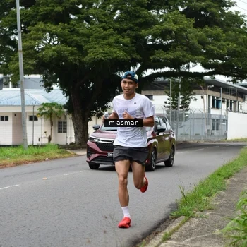 Runner Photo 8110645