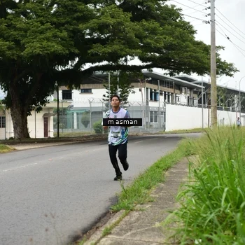 Runner Photo 8110647