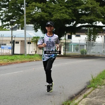 Runner Photo 8110649