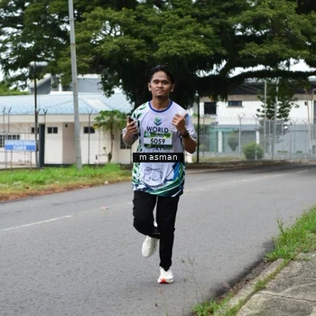 Runner Photo 8110698