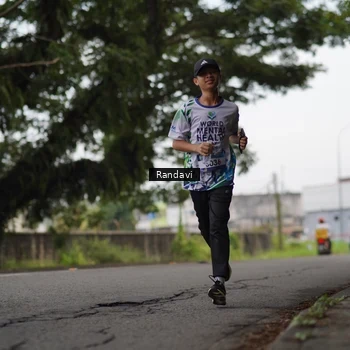 Runner Photo 8110699