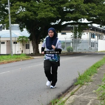 Runner Photo 8110704