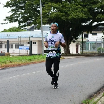 Runner Photo 8110719