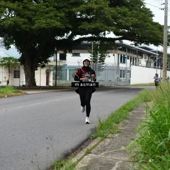 Runner Photo 8110724