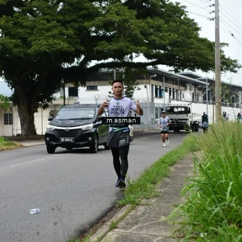 Runner Photo 8110755