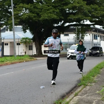 Runner Photo 8110773