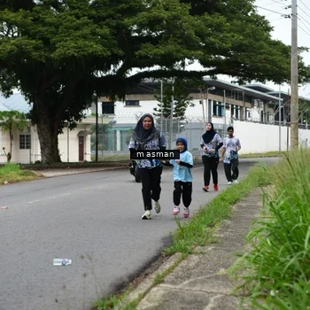 Runner Photo 8110781