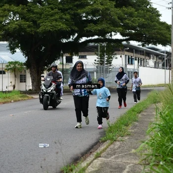 Runner Photo 8110787