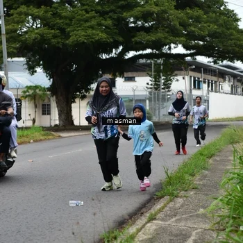 Runner Photo 8110795
