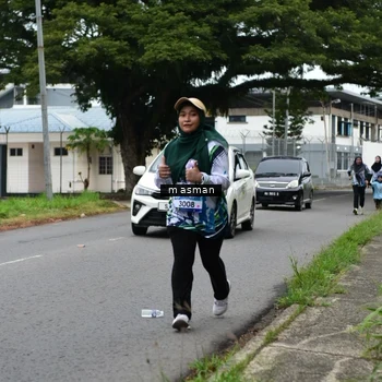 Runner Photo 8110797