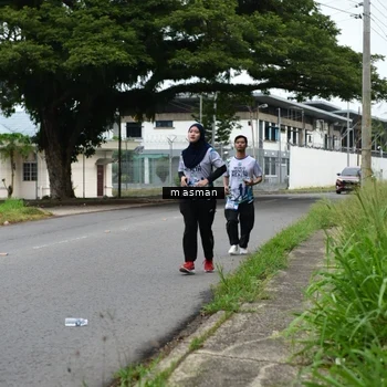 Runner Photo 8110799