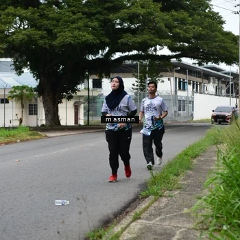 Runner Photo 8110801