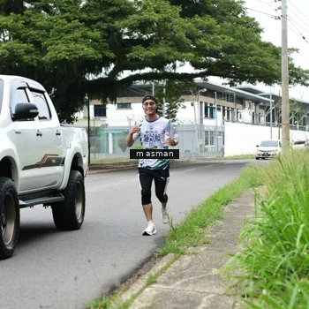 Runner Photo 8110812