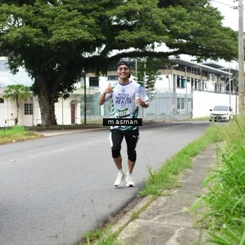 Runner Photo 8110813